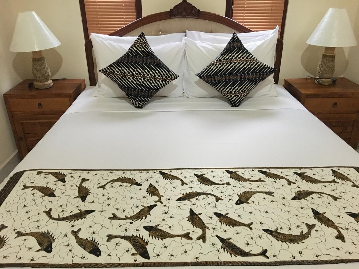 Local Family House Hotel กีอันยาร์ ภายนอก รูปภาพ