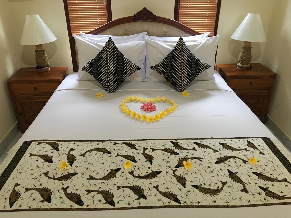 Local Family House Hotel กีอันยาร์ ภายนอก รูปภาพ